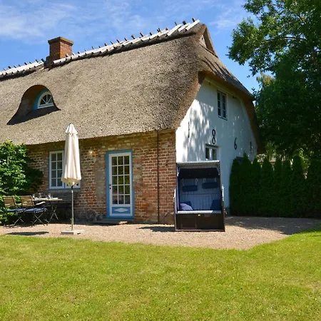 Kuesterhaeuschen - Schloss Dom wakacyjny