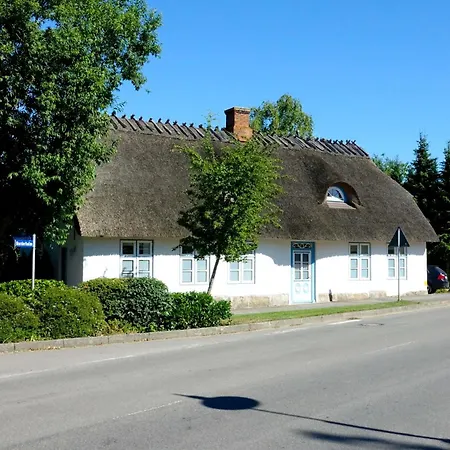 Kuesterhaeuschen - Schloss * Gelting